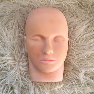Mannequin head flat back - Esthetics Esthetician test